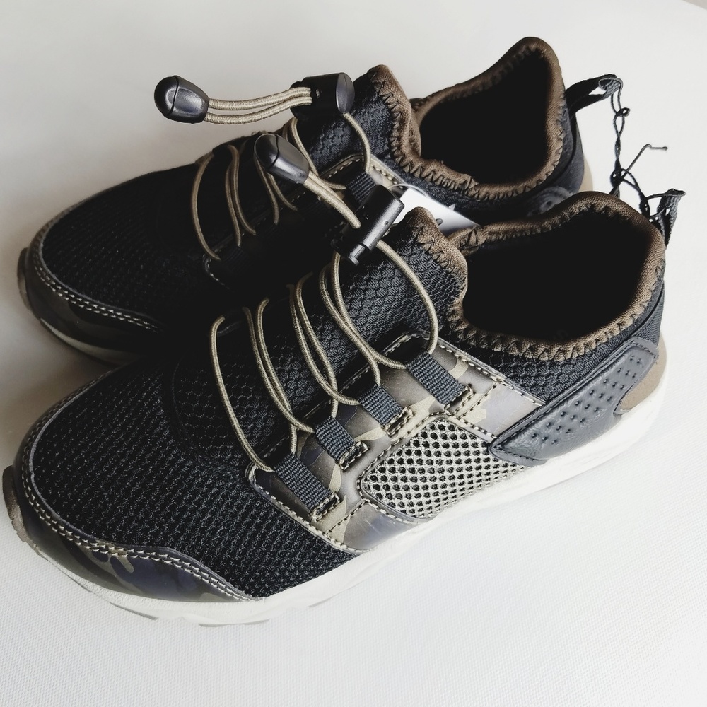 NWT kids Shoes unisex kids sneakers-size 3 - Picture 2 of 4